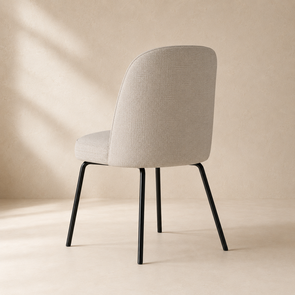 Silla de comedor tapizada, pata metálica