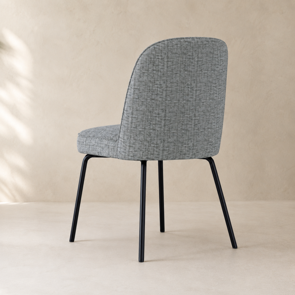 Silla de comedor tapizada, pata metálica