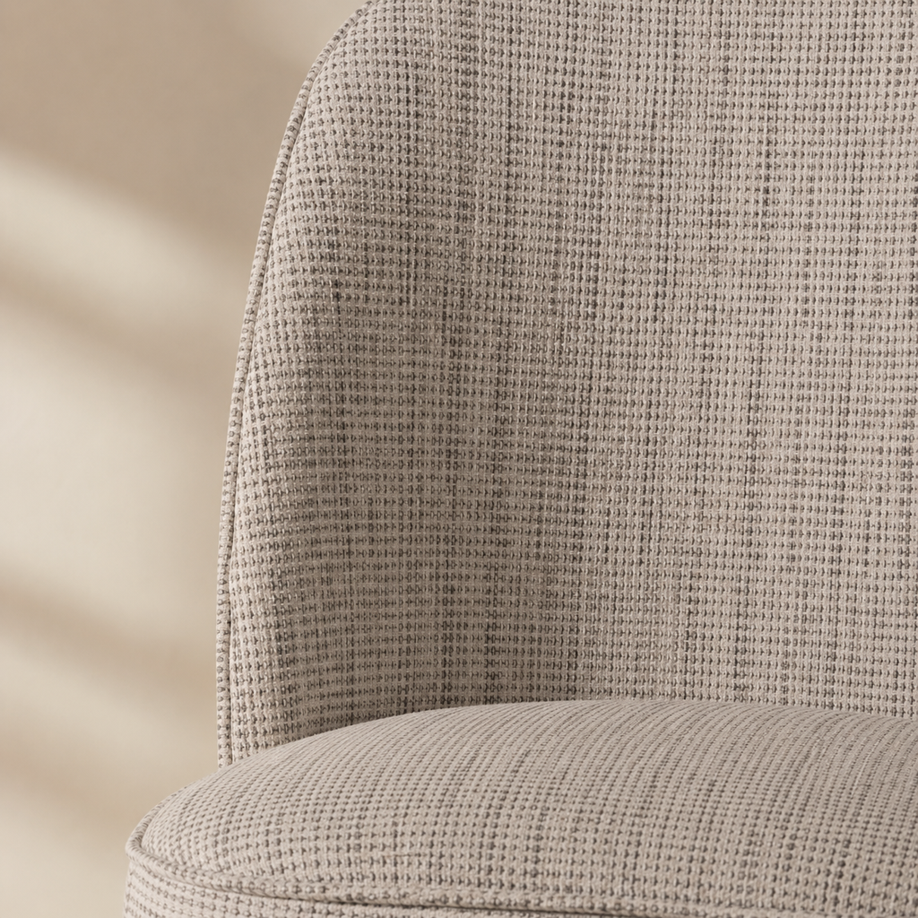 Silla de comedor tapizada, pata metálica