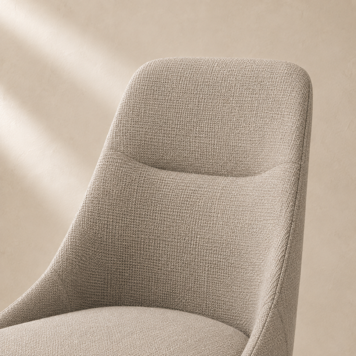 Silla de comedor tapizada, pata metálica