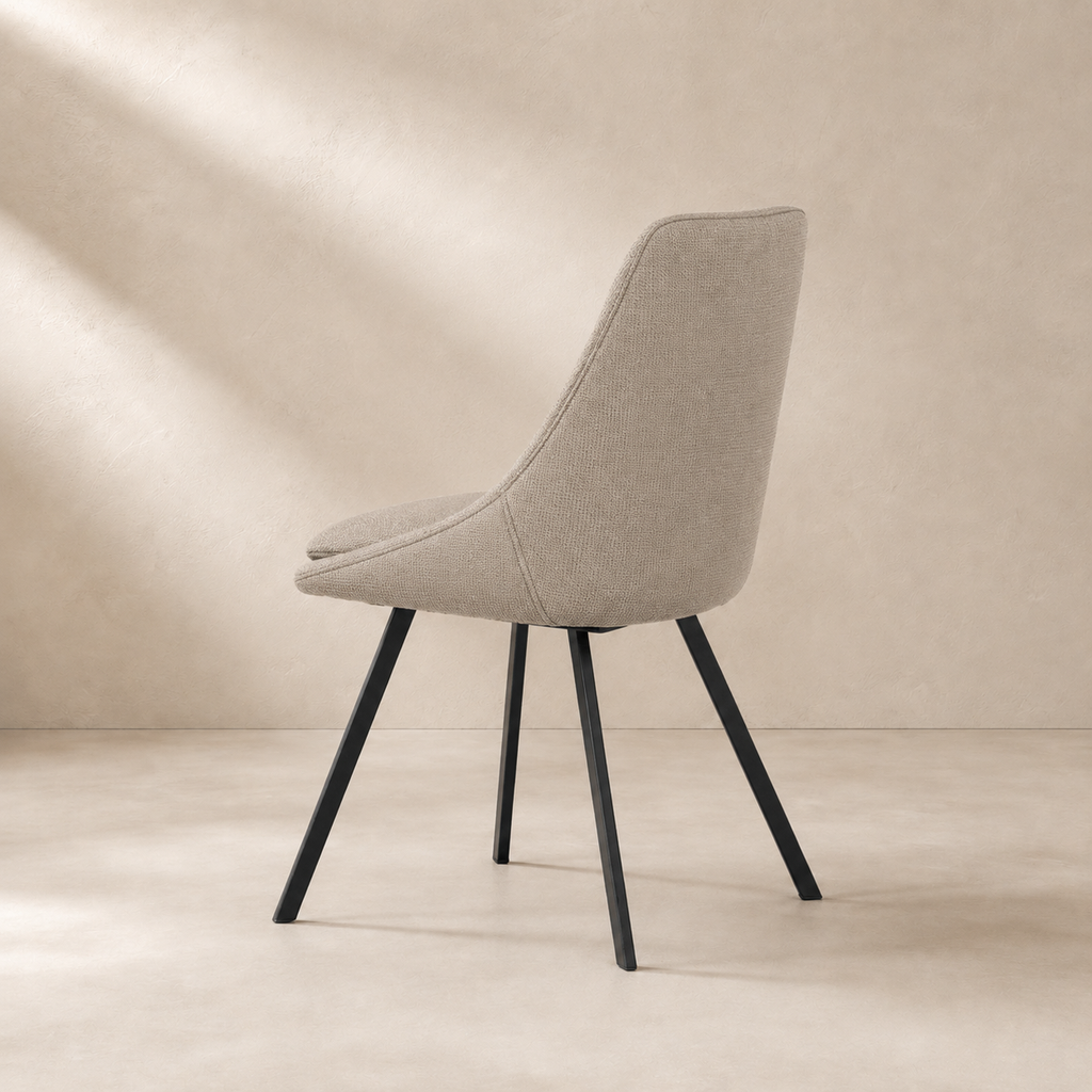 Silla de comedor tapizada, pata metálica