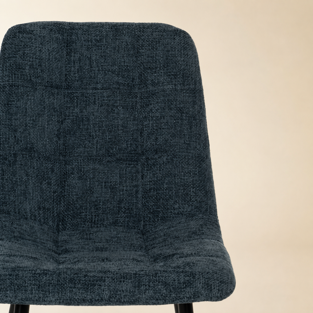 Silla de comedor tapizada, pata metálica