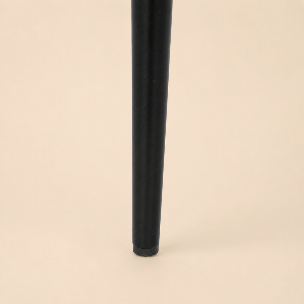 Silla de comedor tapizada, pata metálica