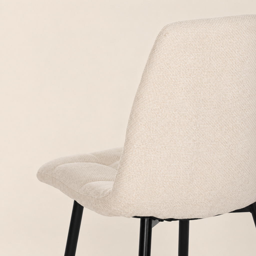 Silla de comedor tapizada, pata metálica