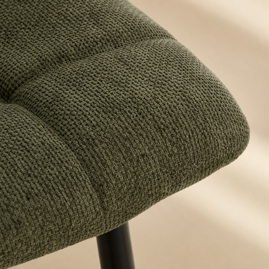 Silla de comedor tapizada, pata metálica