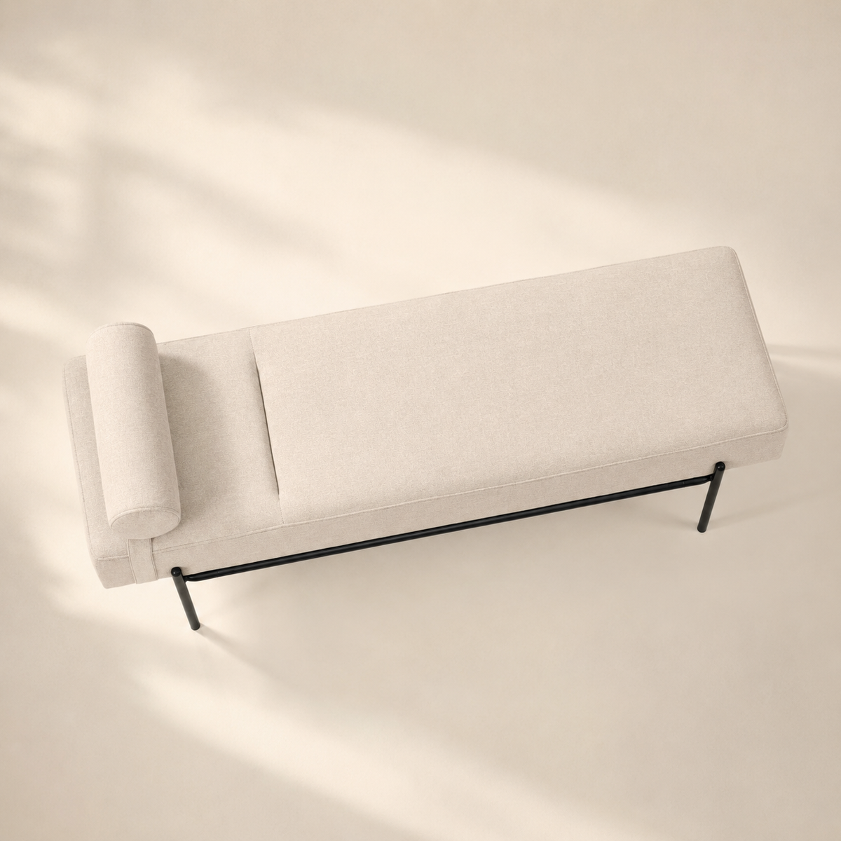 Banqueta tapizada, patas negras, 140 cm