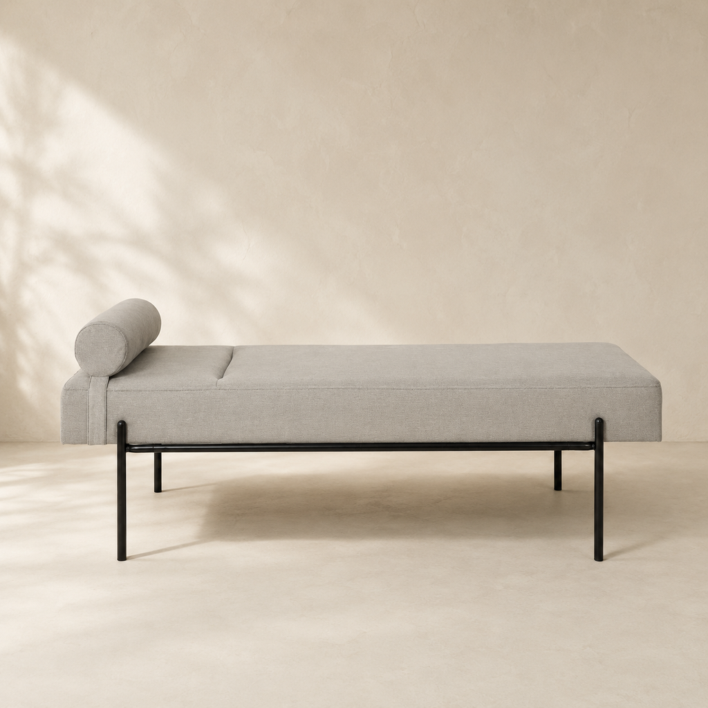 Banqueta tapizada, patas negras, 140 cm