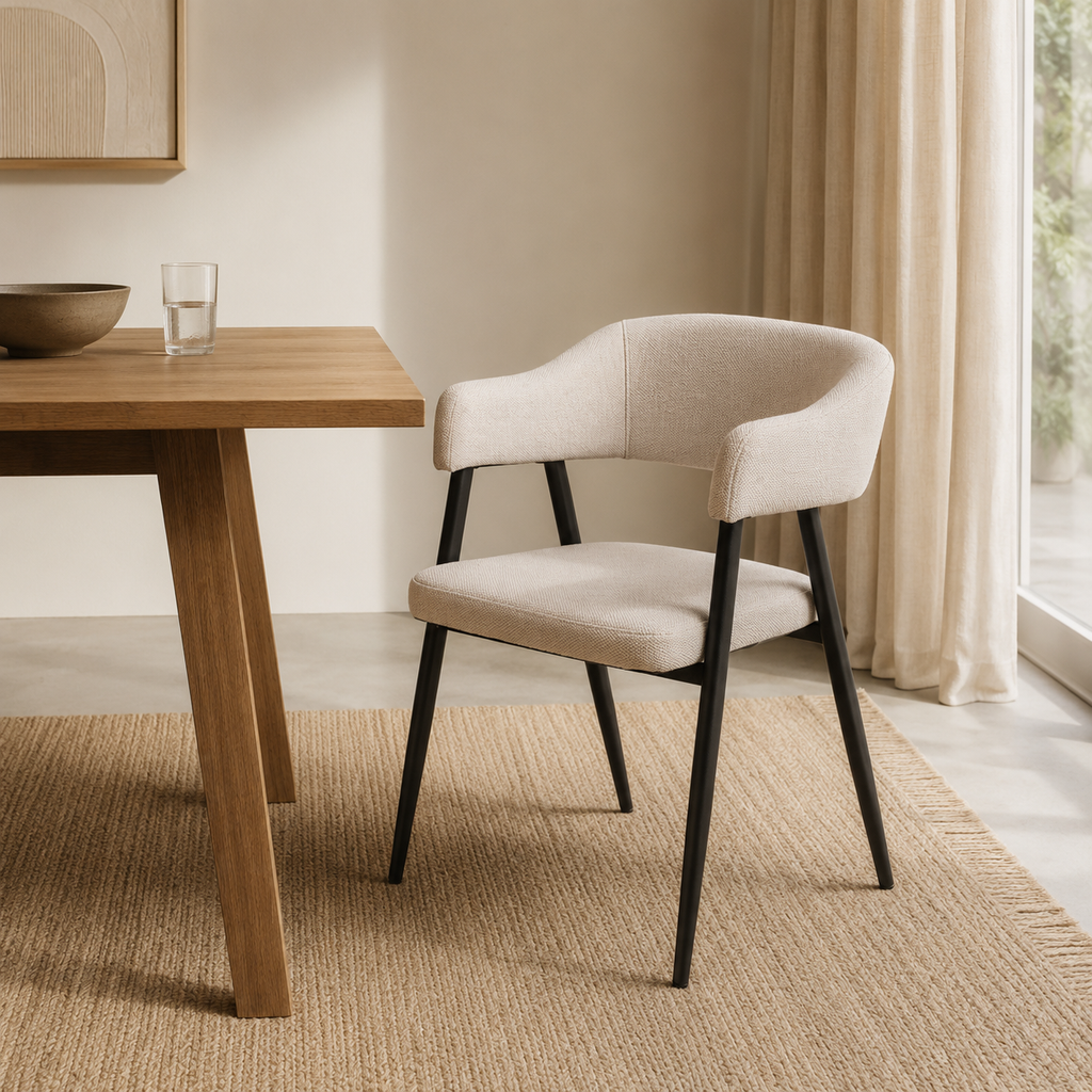 Silla de comedor tapizada, pata metálica