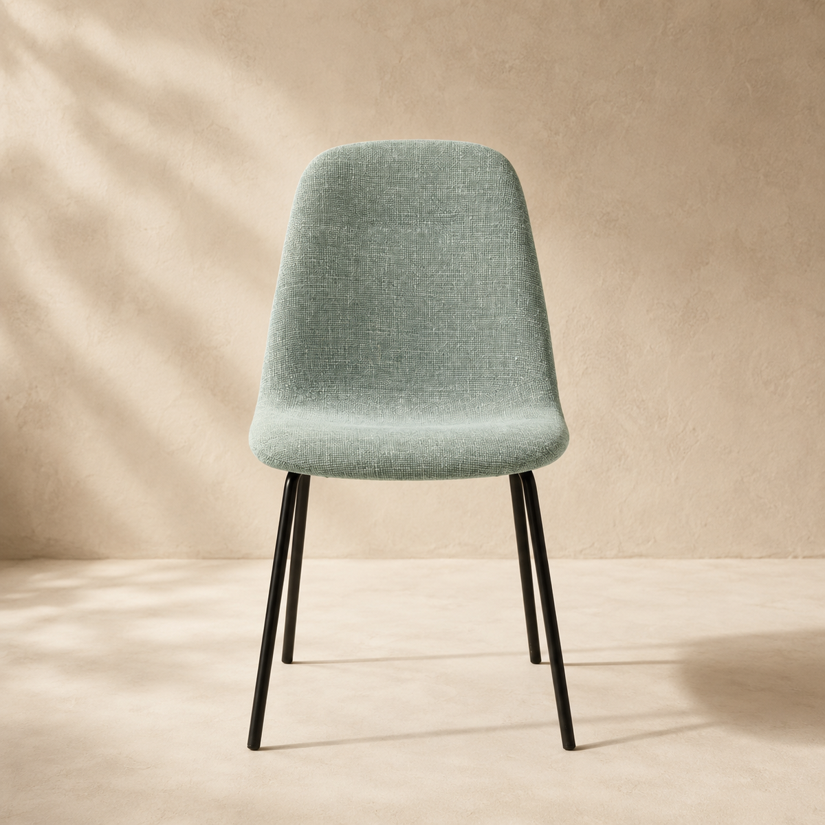 Silla de comedor tapizada, pata metálica