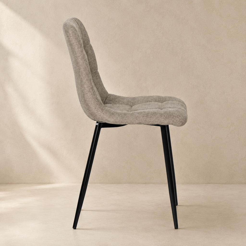 Silla de comedor tapizada, pata metálica
