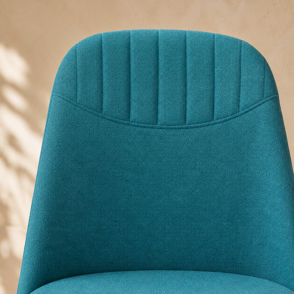 Silla de comedor tapizada, pata metálica