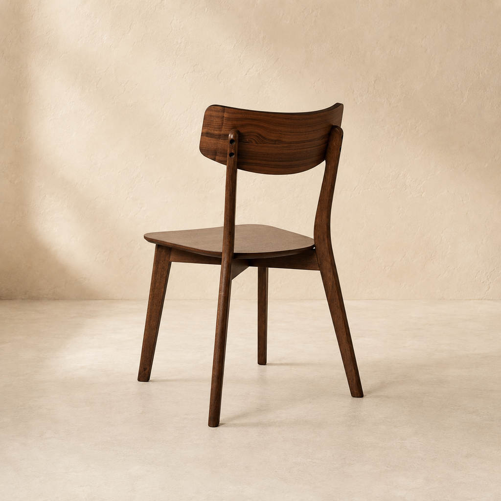 Silla de comedor de madera, acabado nogal