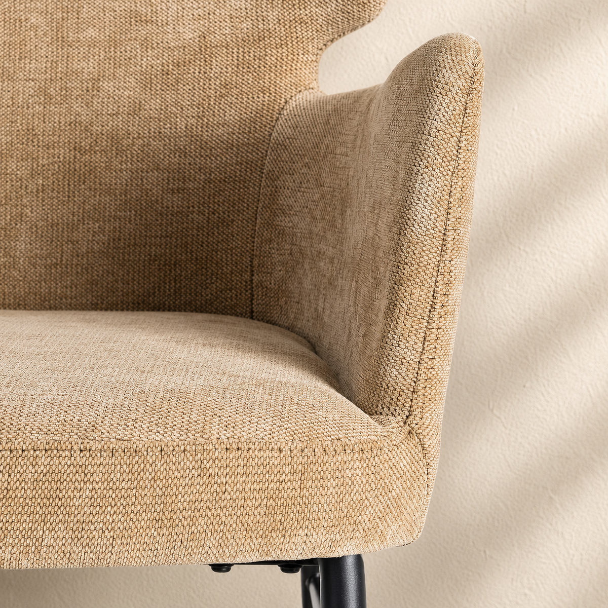 Silla de comedor tapizada, pata metálica