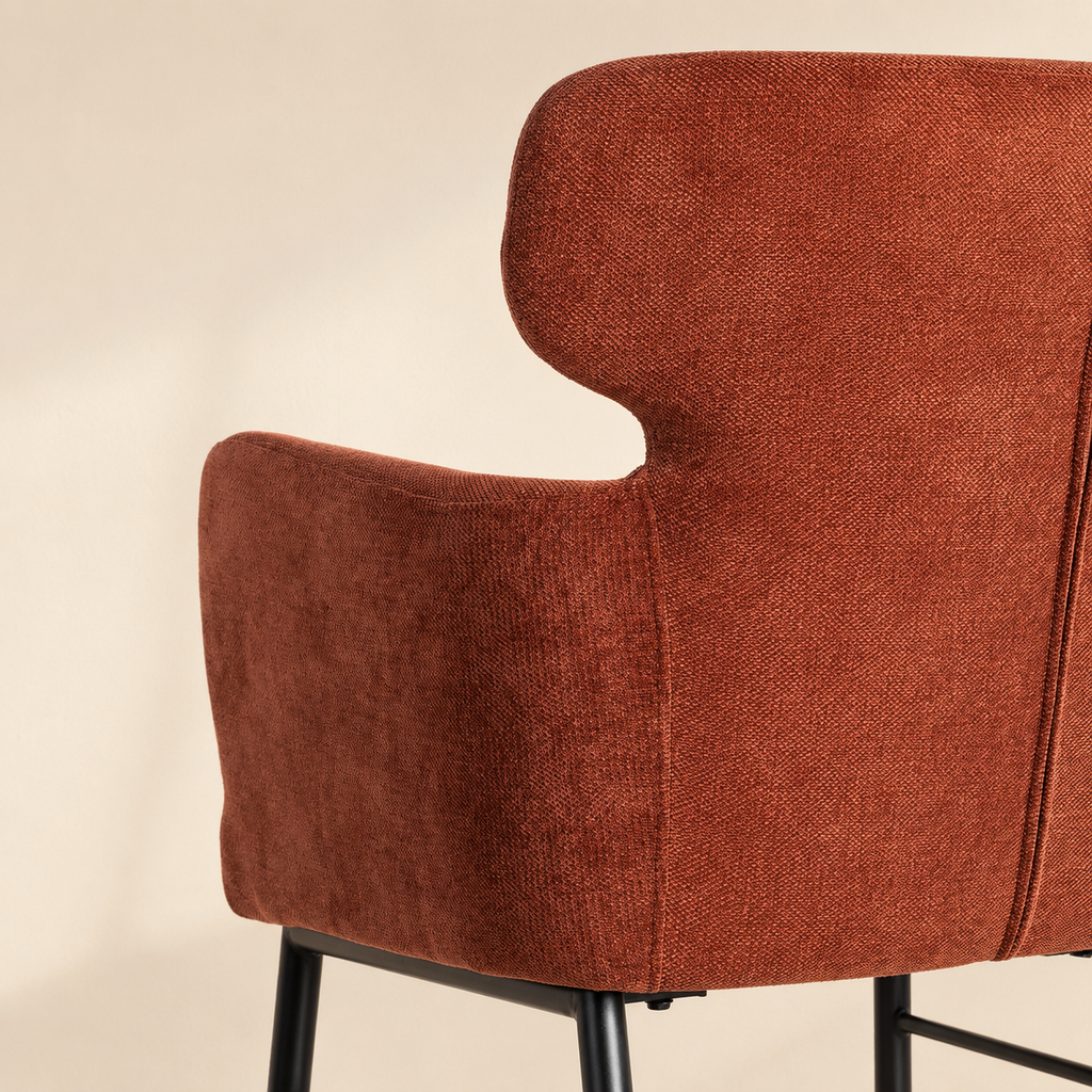 Silla de comedor tapizada, pata metálica