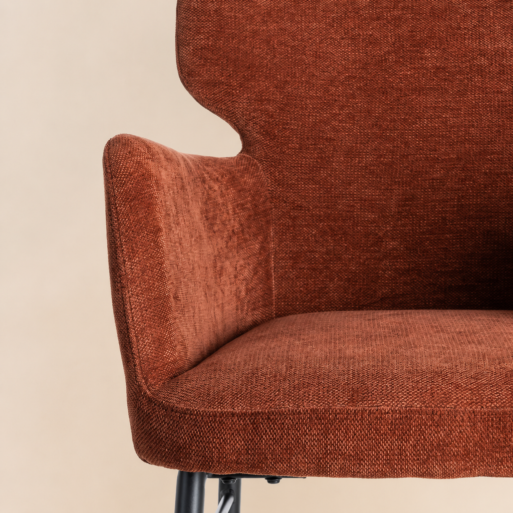 Silla de comedor tapizada, pata metálica