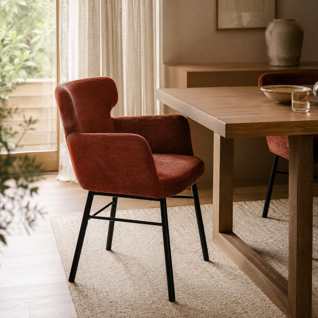 Silla de comedor tapizada, pata metálica