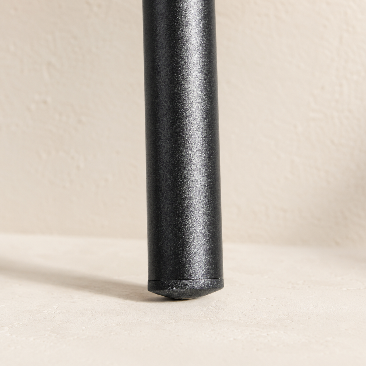 Silla de comedor tapizada, pata metálica