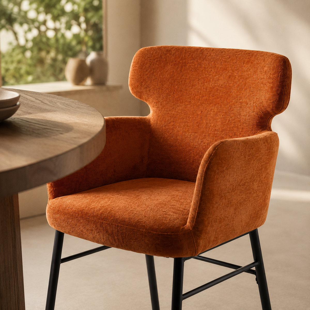 Silla de comedor tapizada, pata metálica