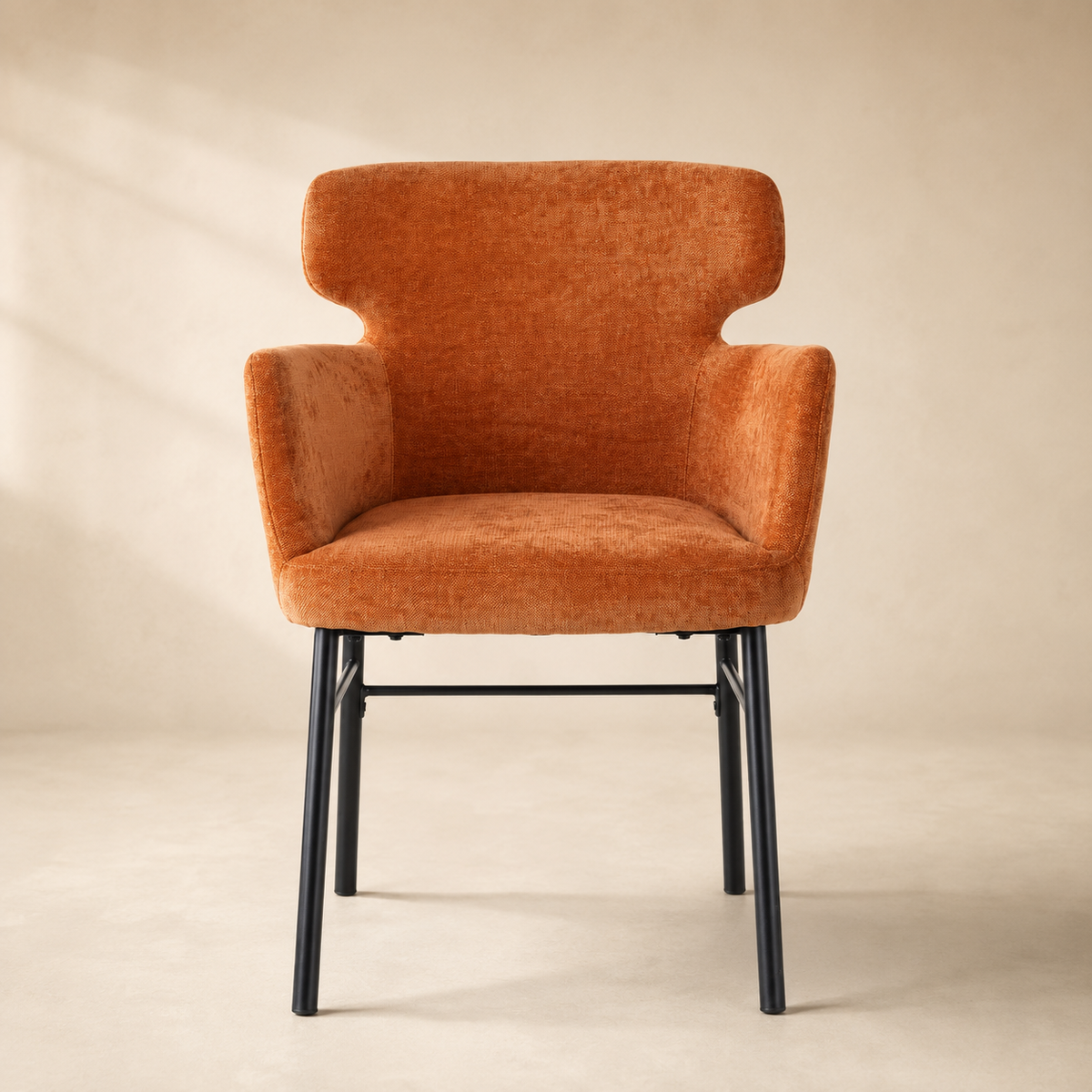 Silla de comedor tapizada, pata metálica