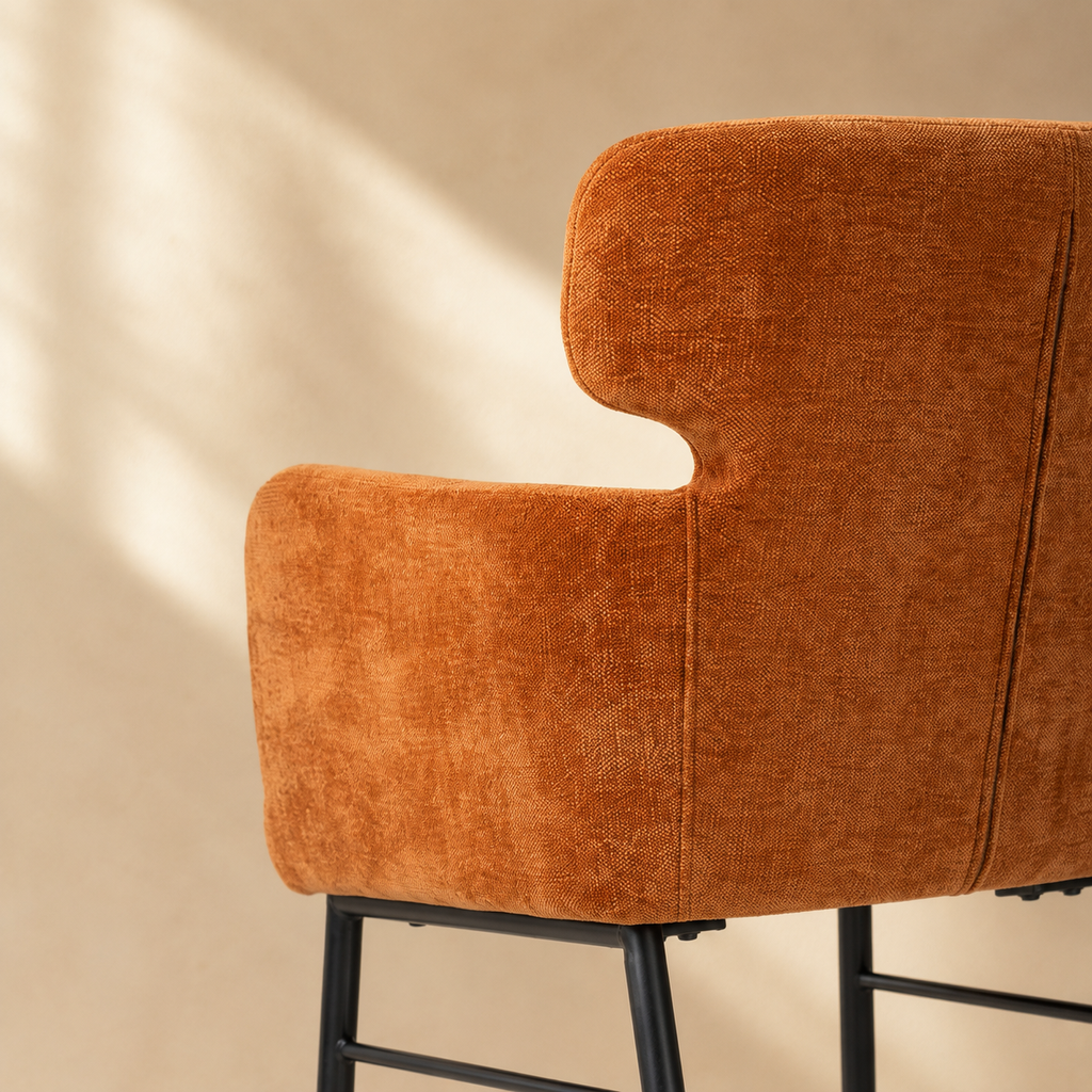Silla de comedor tapizada, pata metálica