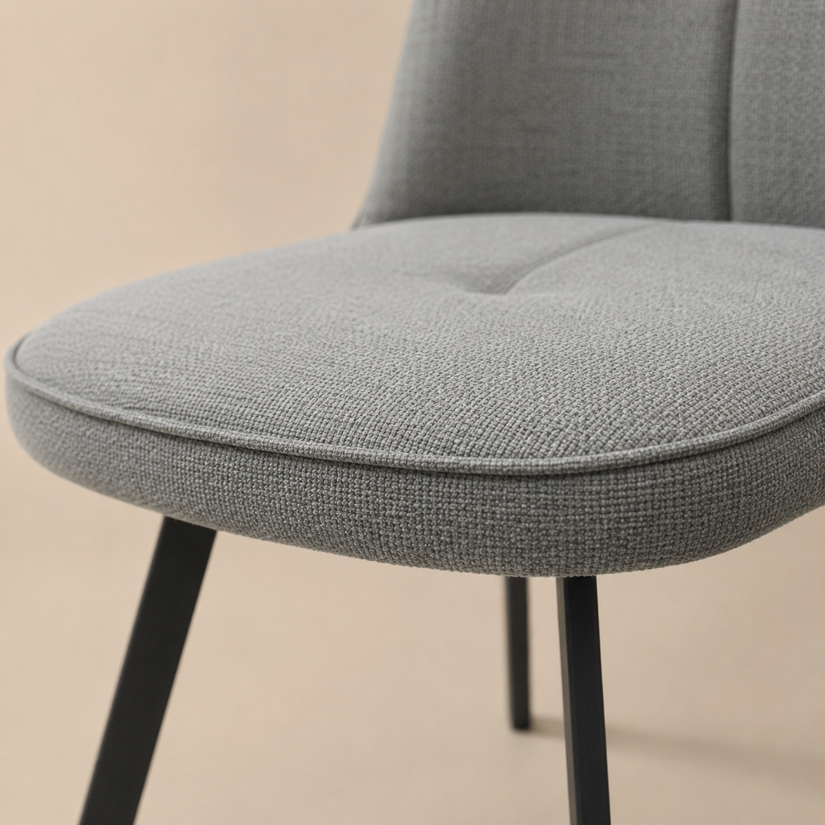 Silla de comedor tapizada, pata metálica