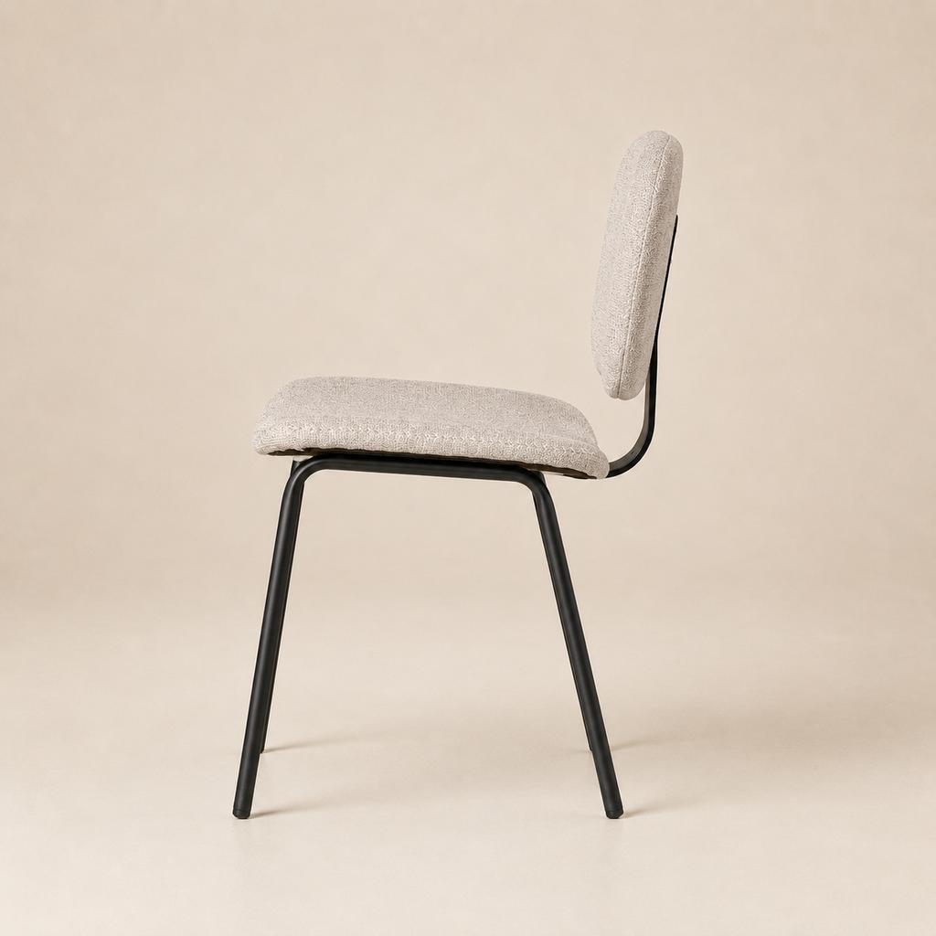 Silla de comedor tapizada, pata metálica