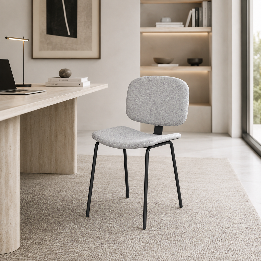 Silla de comedor tapizada, pata metálica