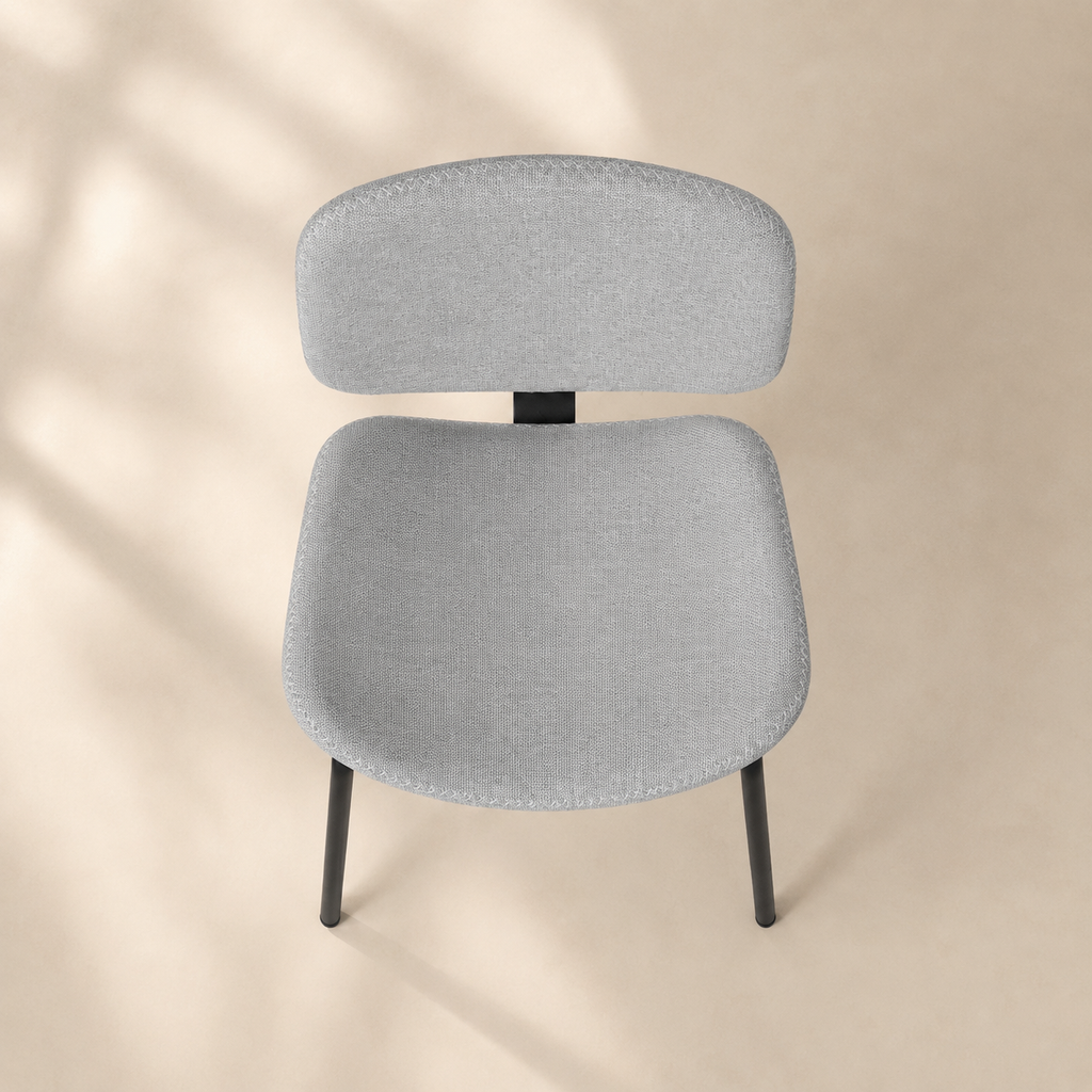 Silla de comedor tapizada, pata metálica