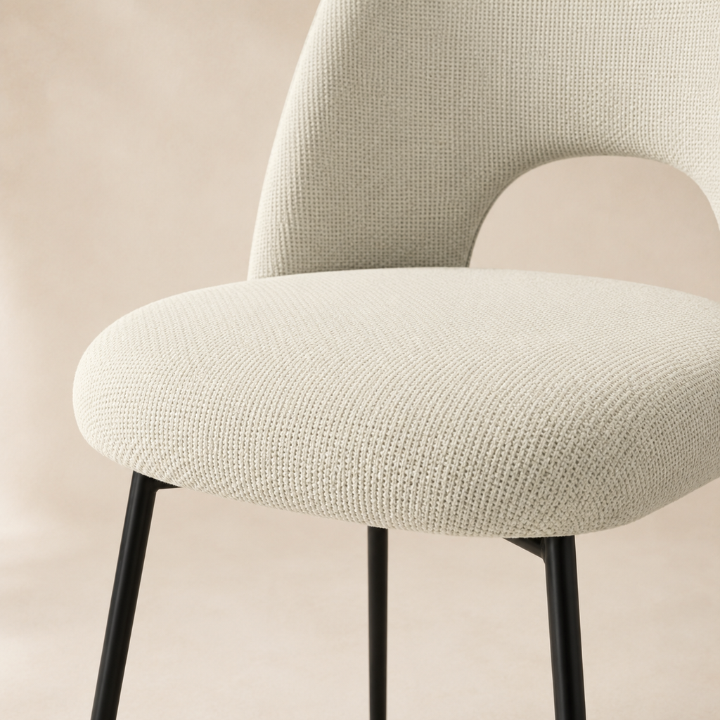 Silla de comedor tapizada, pata metálica