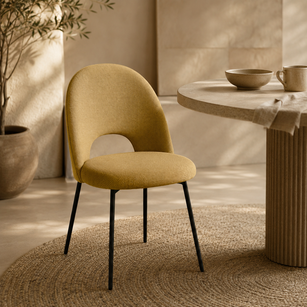 Silla de comedor tapizada, pata metálica