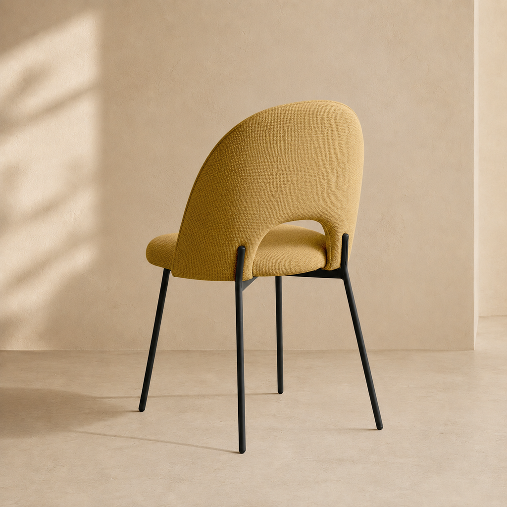 Silla de comedor tapizada, pata metálica