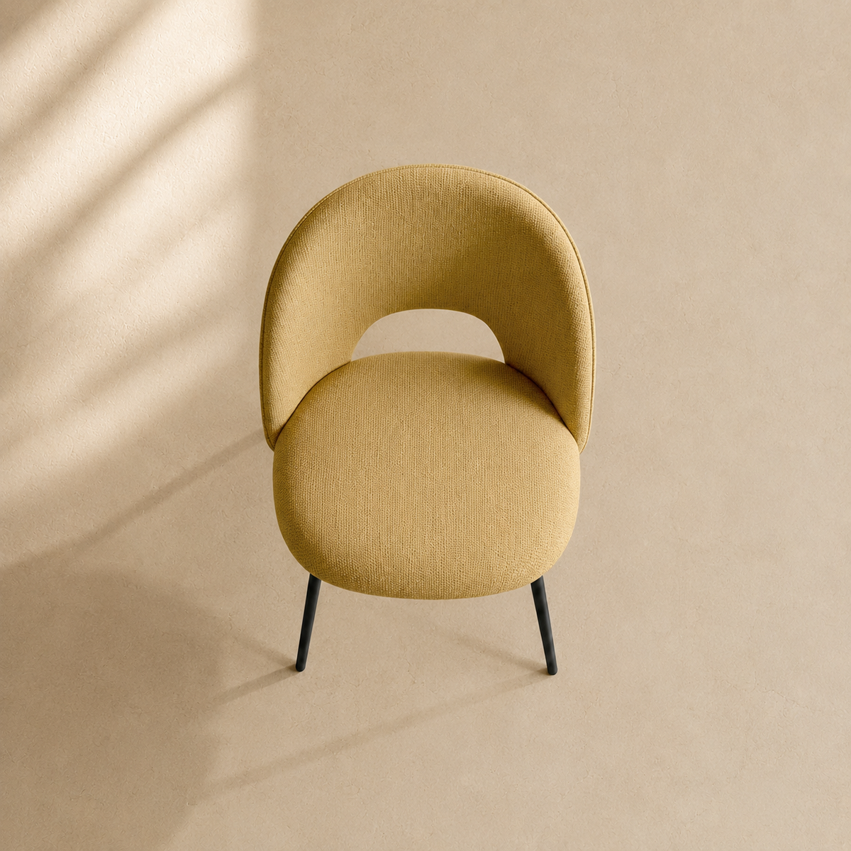 Silla de comedor tapizada, pata metálica