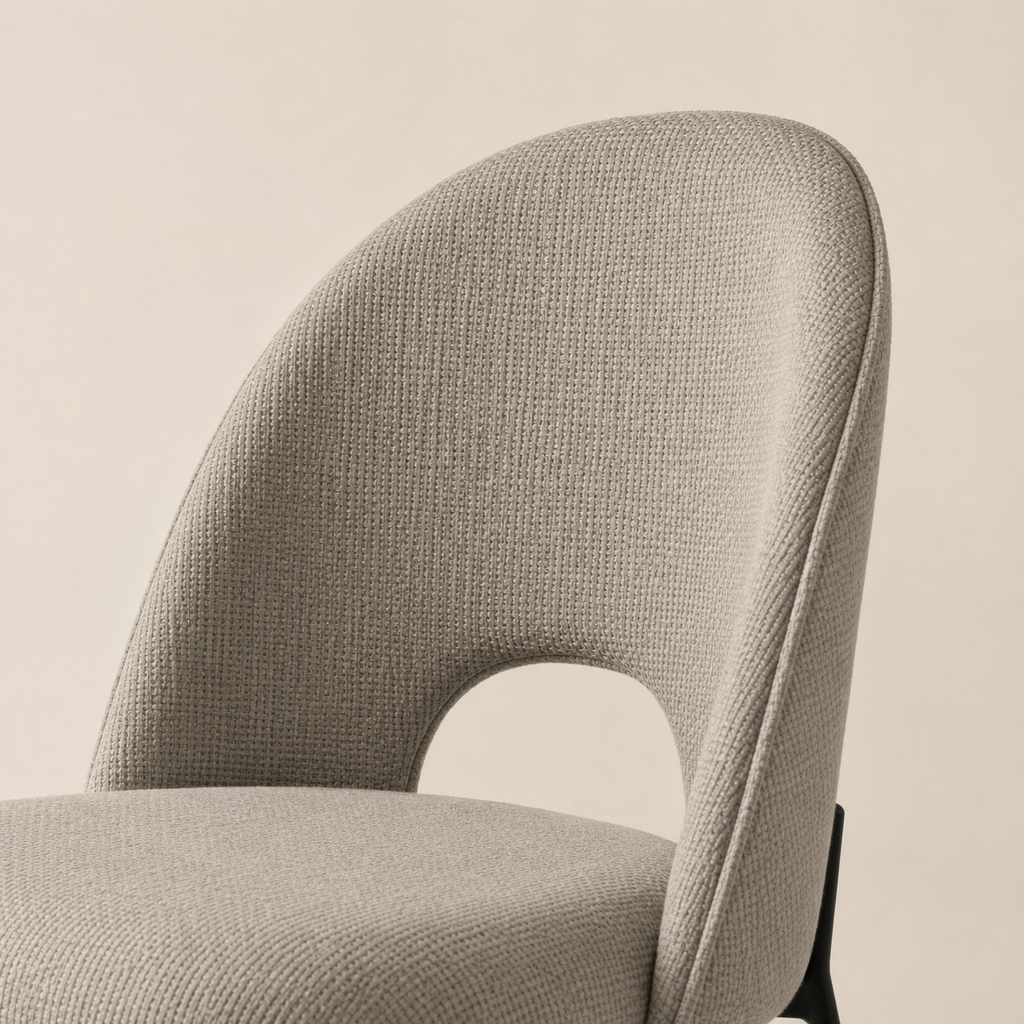 Silla de comedor tapizada, pata metálica