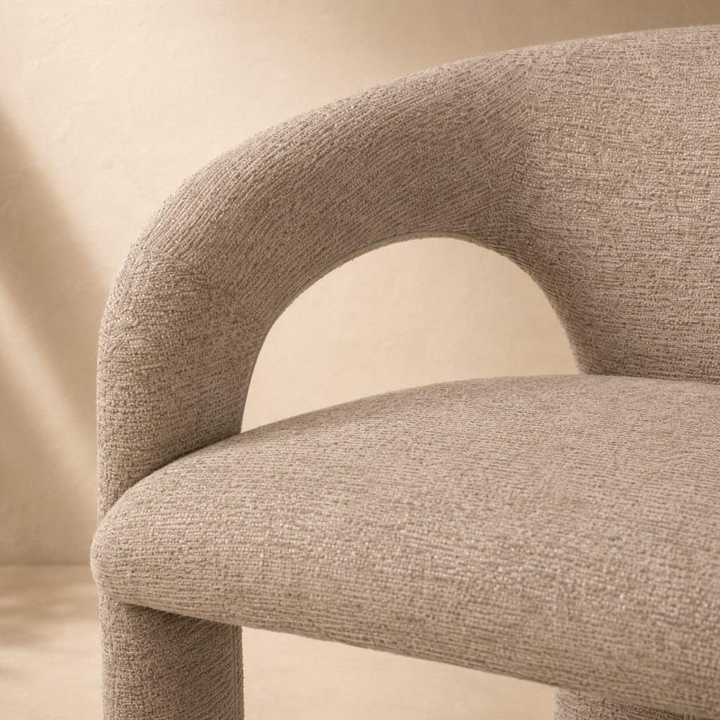 Silla de comedor tapizada, pata metálica