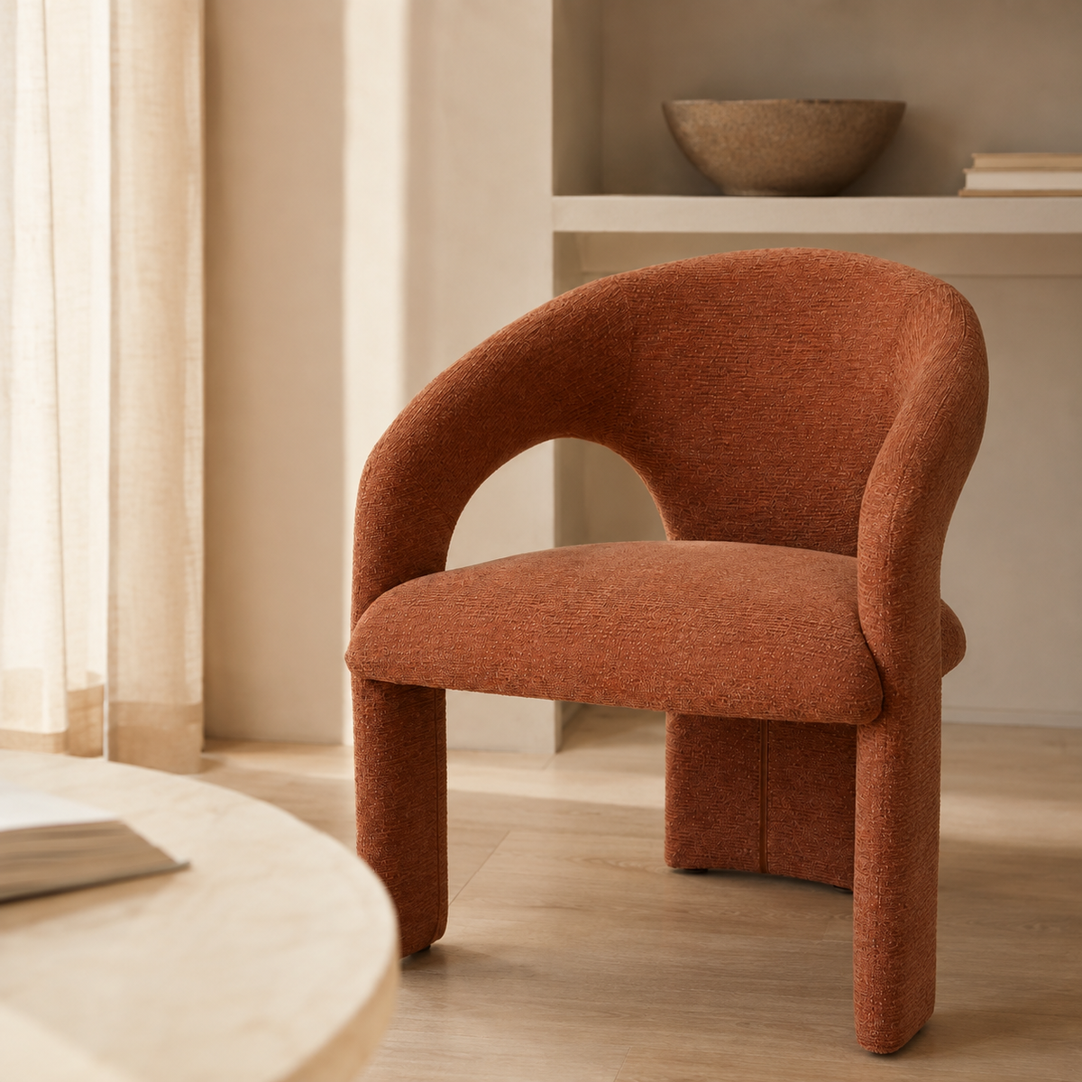 Silla de comedor tapizada, pata metálica