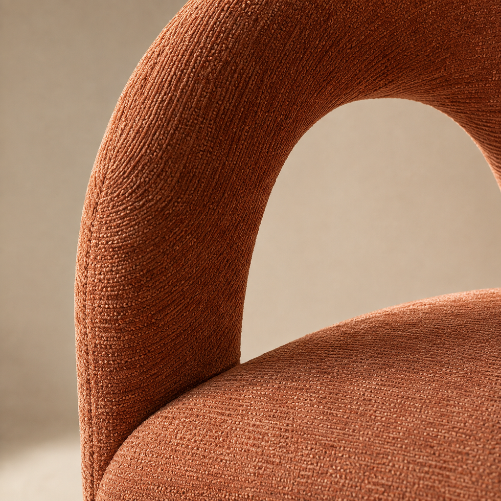Silla de comedor tapizada, pata metálica