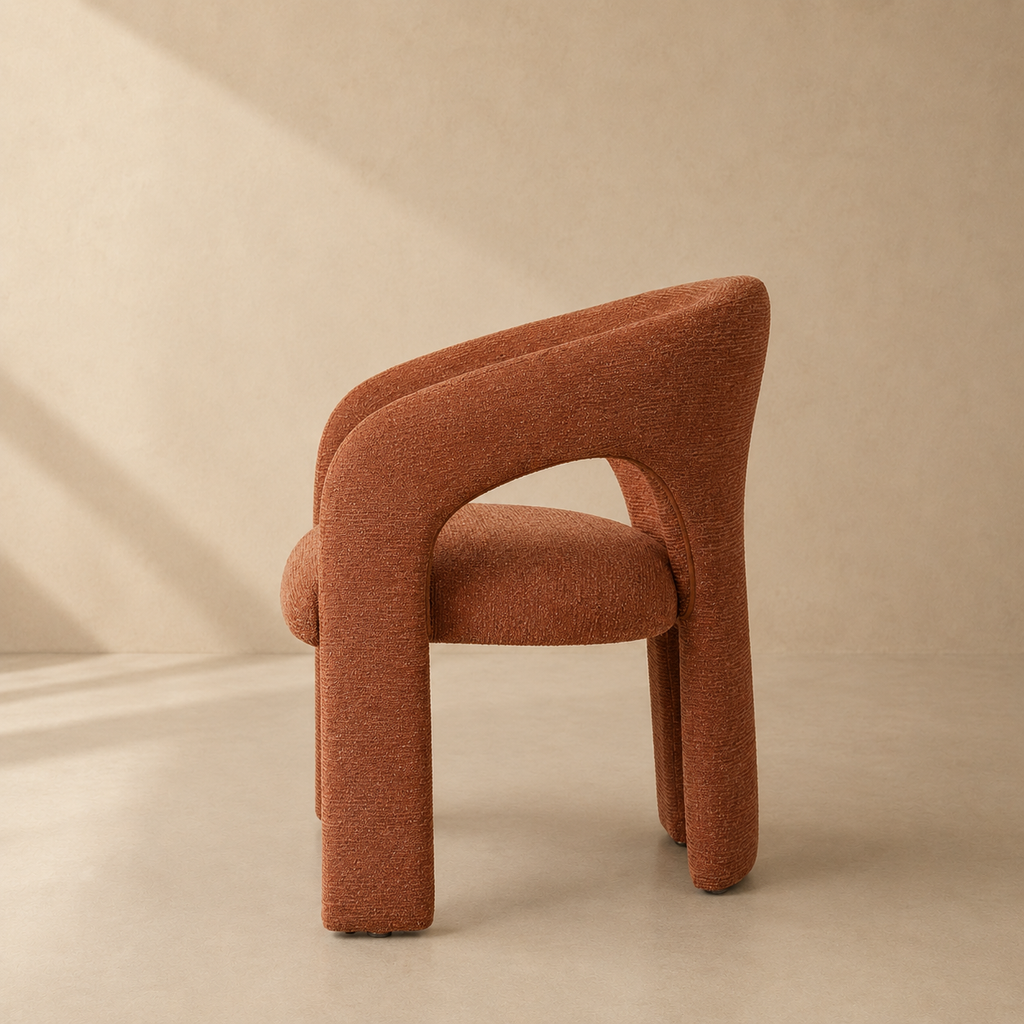 Silla de comedor tapizada, pata metálica