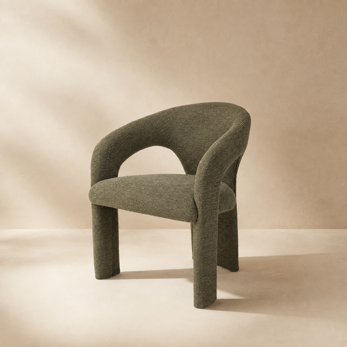 Silla de comedor tapizada, pata metálica