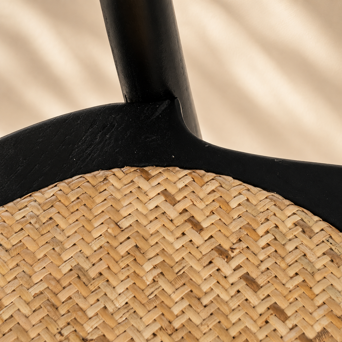 Silla de comedor de madera