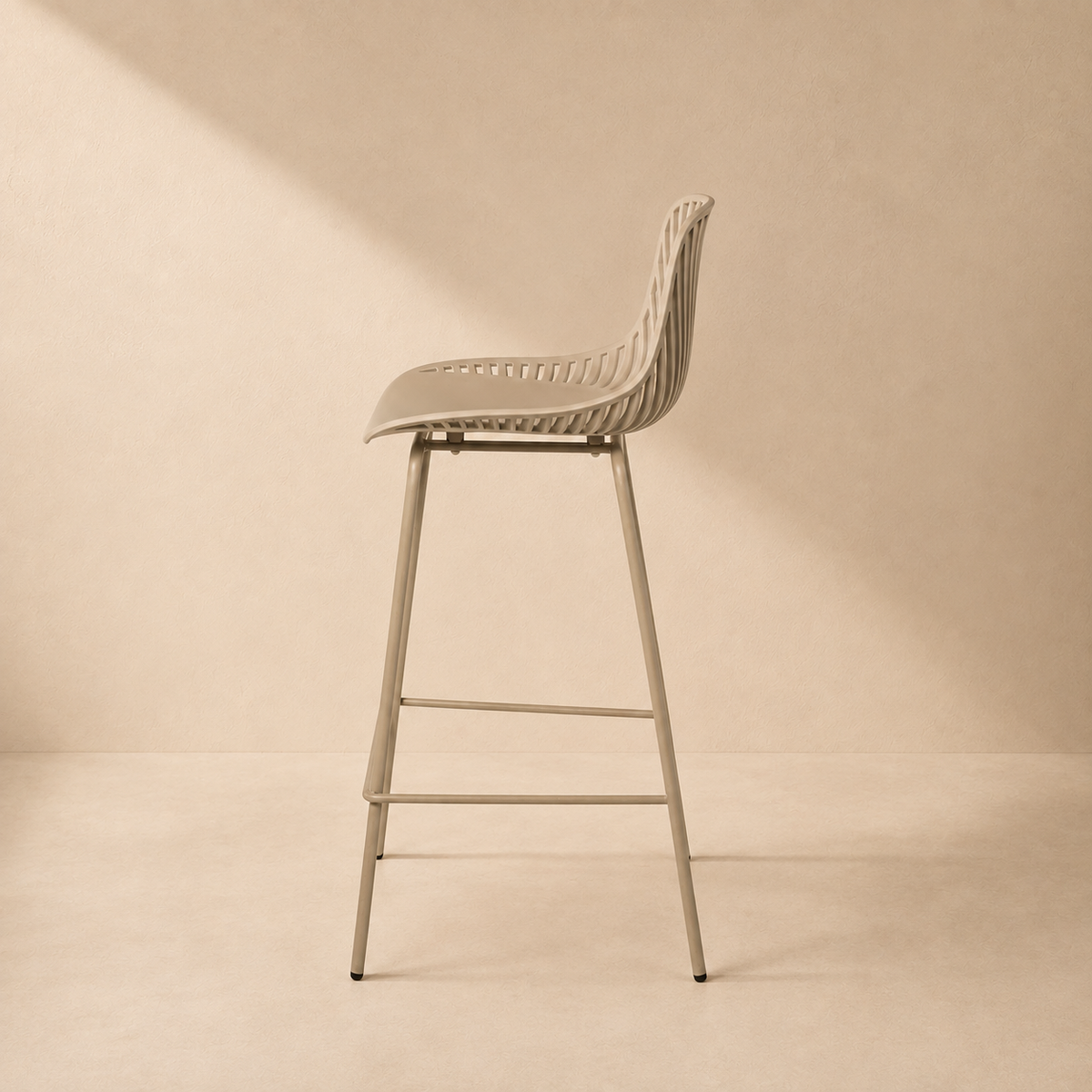Polypropylene high stool with backrest