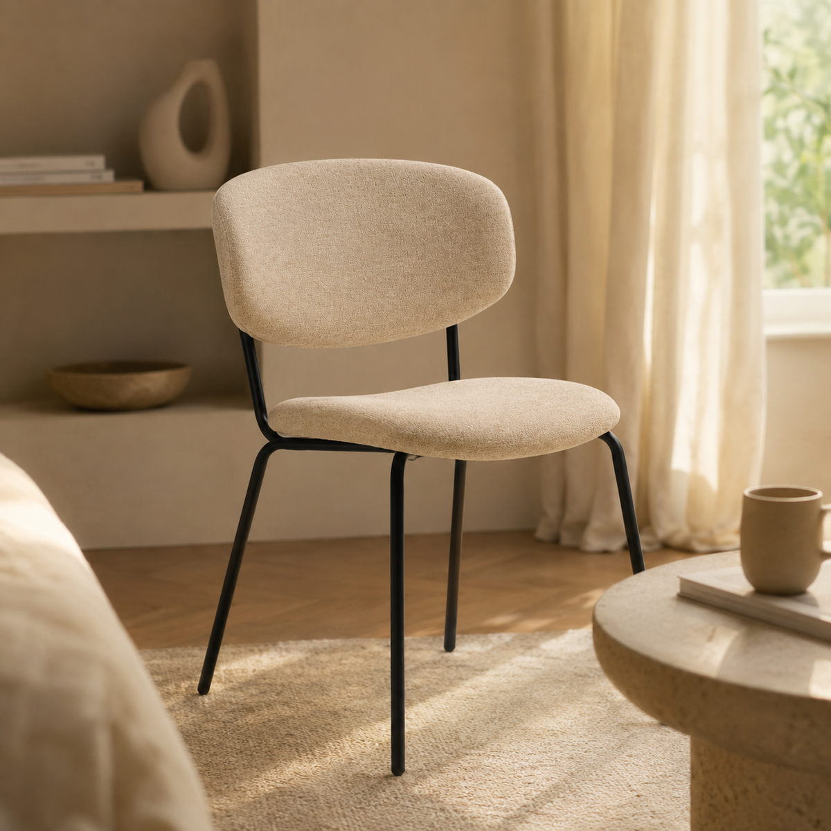 Silla de comedor tapizada, pata metálica