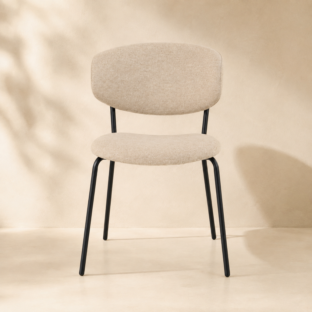 Silla de comedor tapizada, pata metálica