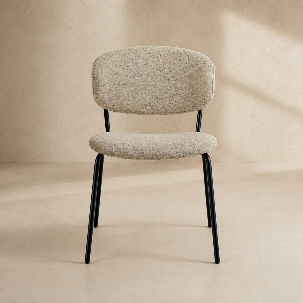 Silla de comedor tapizada, pata metálica