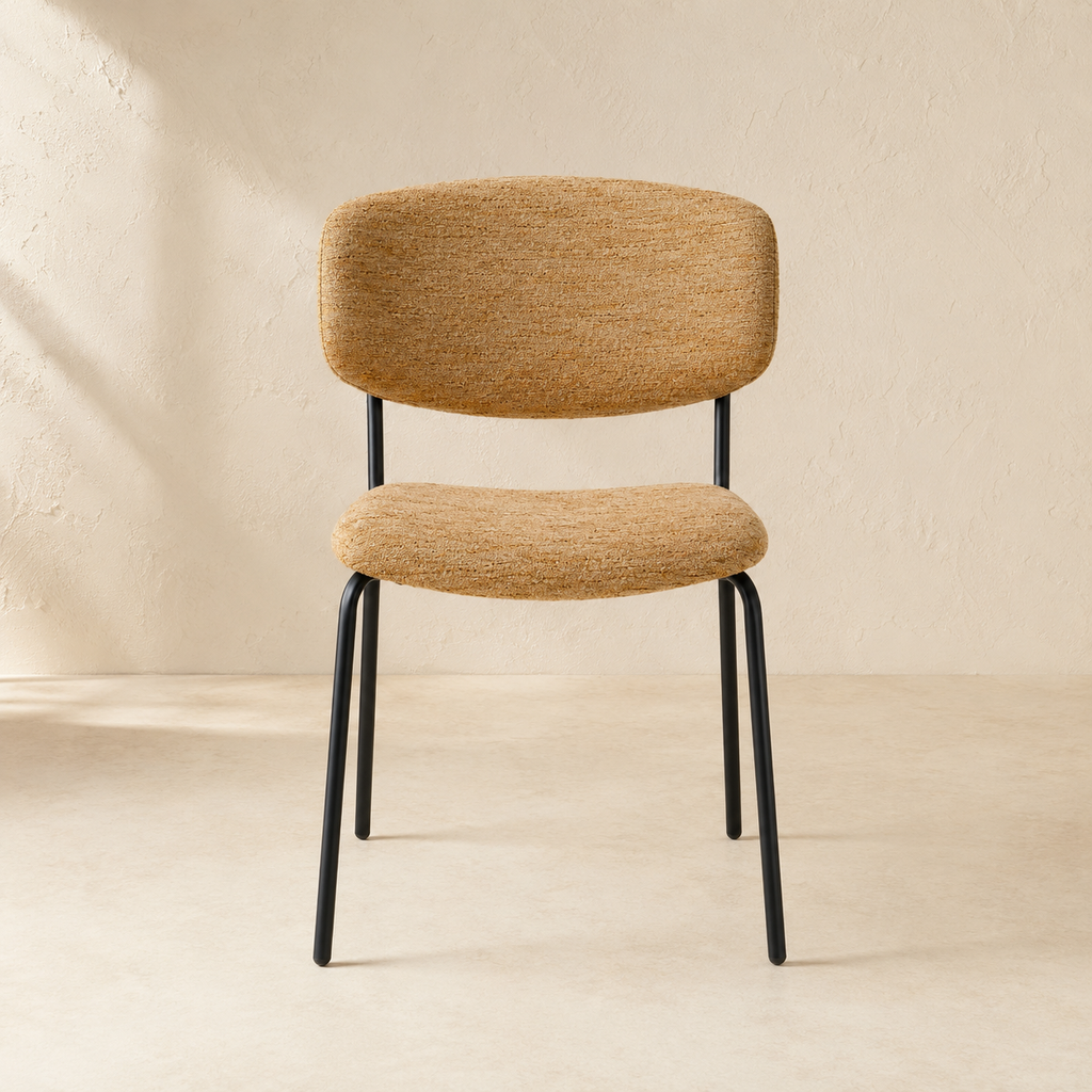 Silla de comedor tapizada, pata metálica