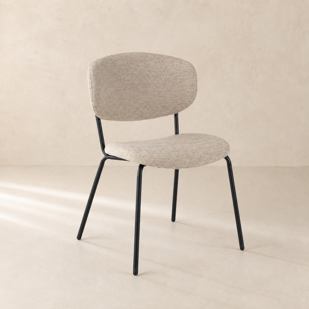 Silla de comedor tapizada, pata metálica